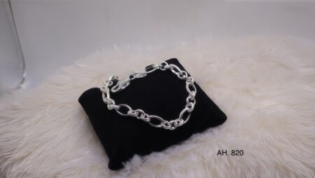 Bracelet 9
